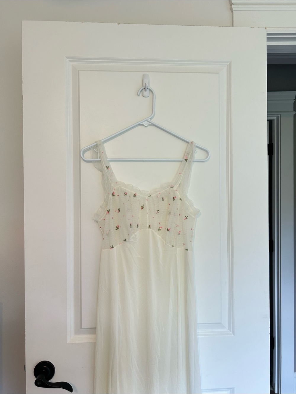 Vintage 1960s kickernick gown